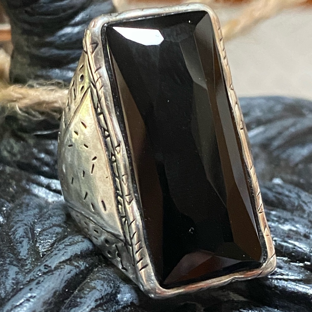 SILPADA BLACK ONYX RING & STERLING SILVER. Size 8 R2891